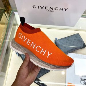 Shoes GIVENCHY PARIS Low-top Air-cushioned orange 15
