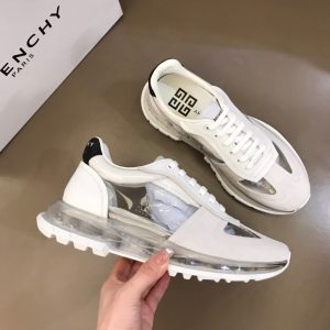 Shoes GIVENCHY PARIS Low-top Air-cushioned white x gray 16