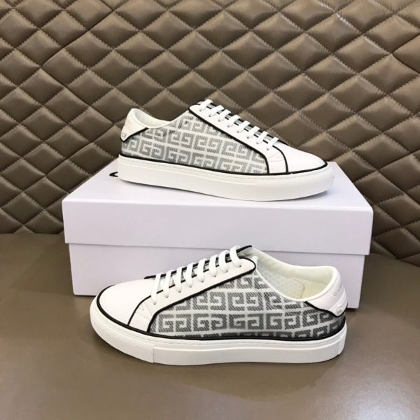Shoes GIVENCHY PARIS Spectre Low-top white x gray 1