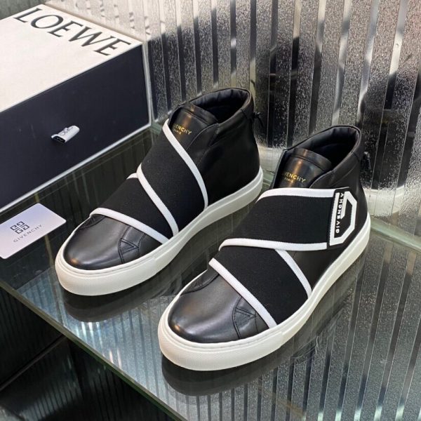 Shoes GIVENCHY PARIS Urban Street glossy black 1
