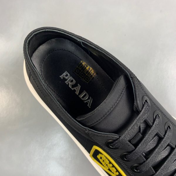 Shoes PRADA thick-soled lace-up casual black x yellow 2